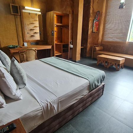 Quick Stop Inn Канди Экстерьер фото