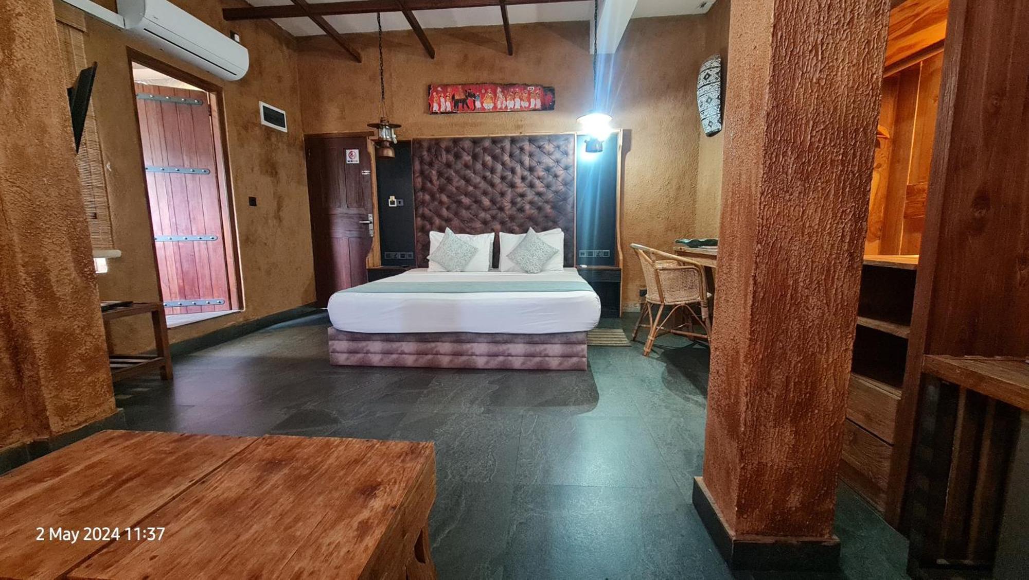Quick Stop Inn Канди Экстерьер фото